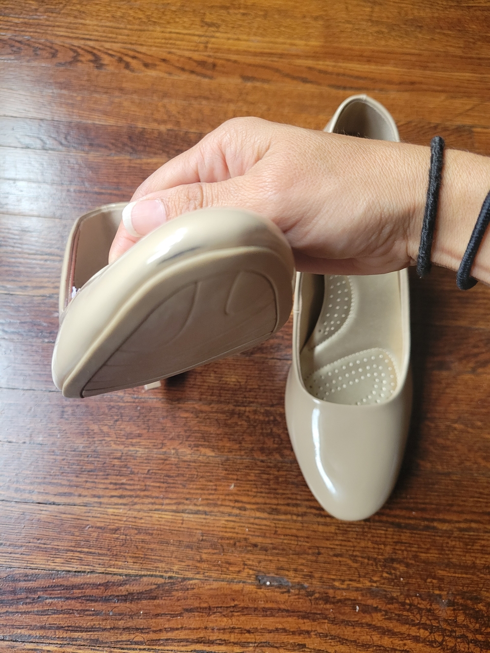 Dexflex Comfort Women's Shoes Beige Faux Patent Classic Pump 3" Heel Size 11 - Picture 9 of 16